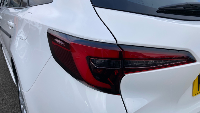 Toyota Corolla Petrol 1.8 VVT-i Hybrid Commercial Auto